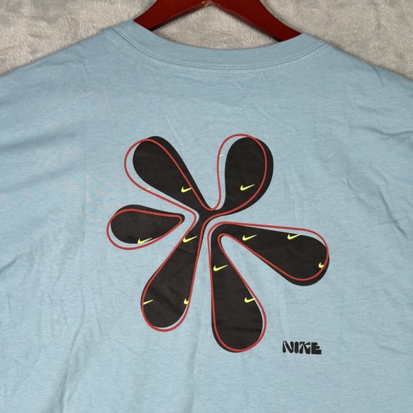 Nike Shirt Womens 1X Blue Nike Tee Loose Fit Graphic Short Sleeve DV4286-494 - Picture 1 of 11